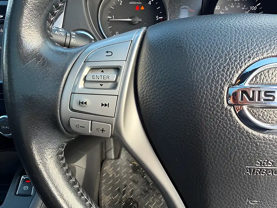 Used 2005 Nissan Qashqai N-Vision Black - Interior and Exterior details 14