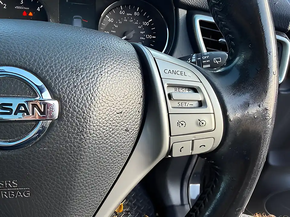 Used 2005 Nissan Qashqai N-Vision Black - Interior and Exterior details 15