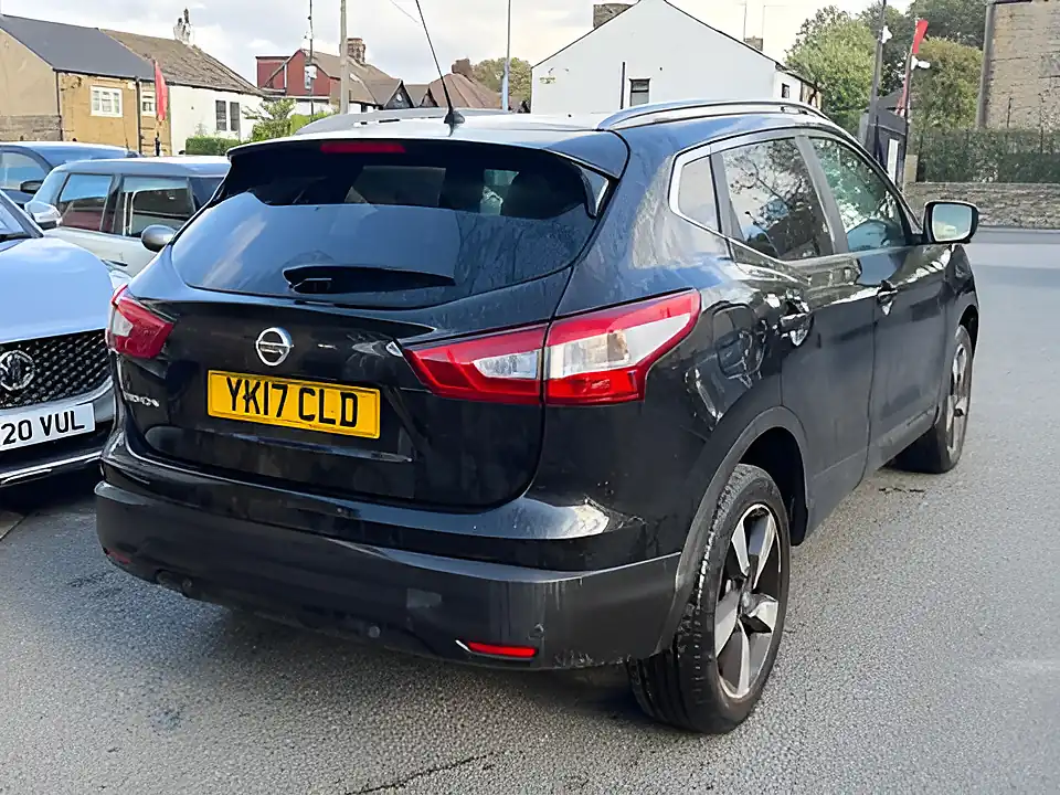 Used 2005 Nissan Qashqai N-Vision Black - Interior and Exterior details 4