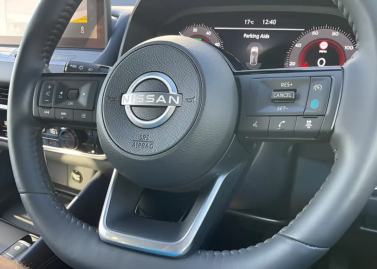 Used 2005 Nissan Qashqai Tekna White - Interior and Exterior details 19