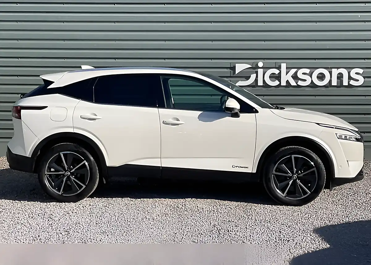 Used 2005 Nissan Qashqai Tekna White - Interior and Exterior details 4