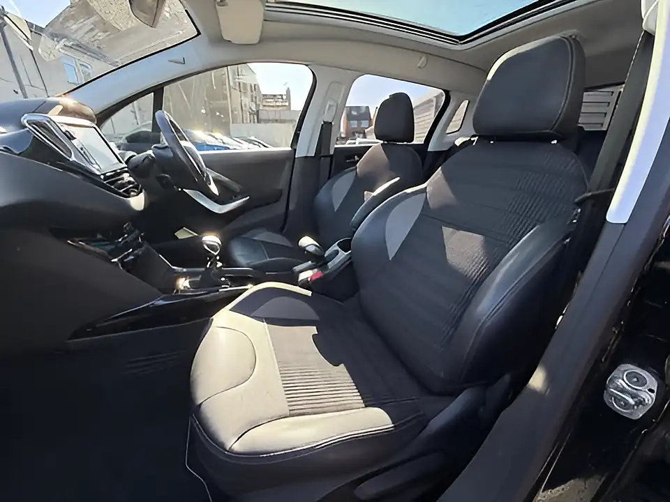 Used 2005 Peugeot 2008 Allure Premium Black - Interior and Exterior details 8