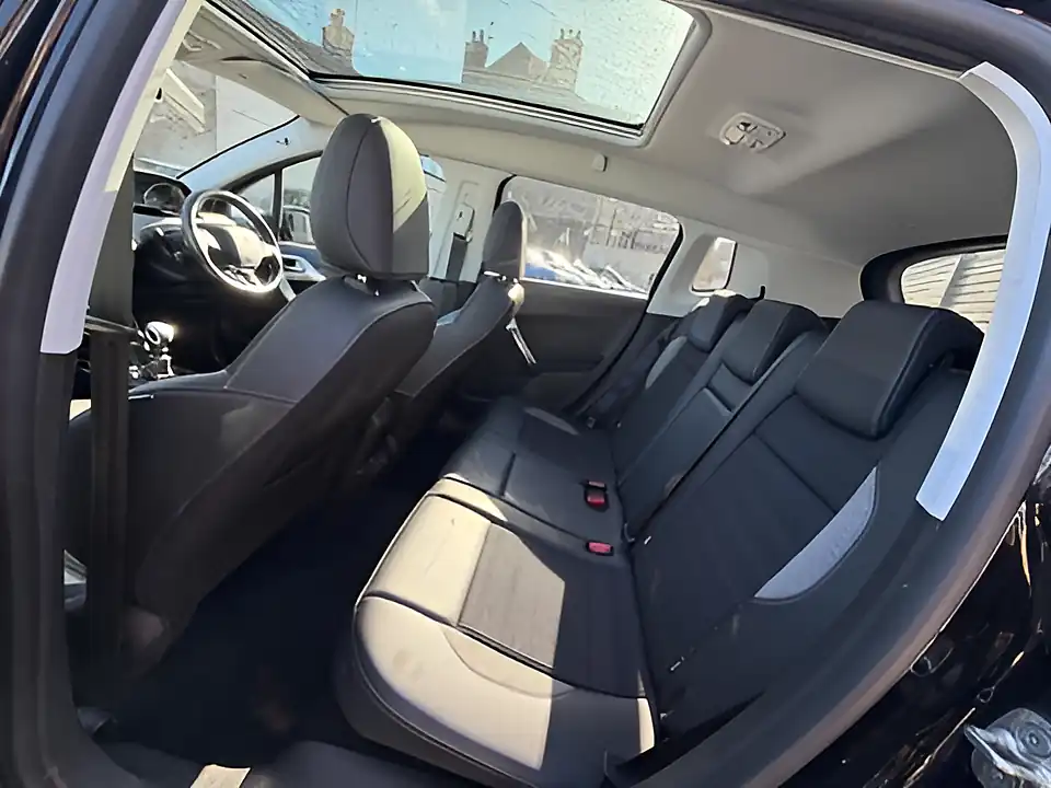 Used 2005 Peugeot 2008 Allure Premium Black - Interior and Exterior details 9
