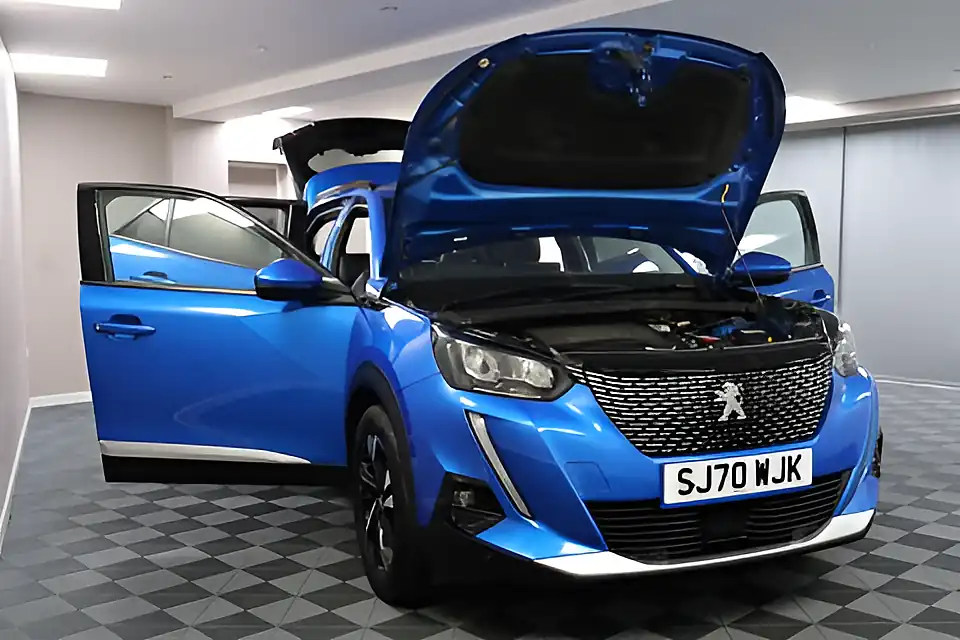 Used 2005 Peugeot 2008 Allure Premium Vertigo Blue - Interior and Exterior details 10