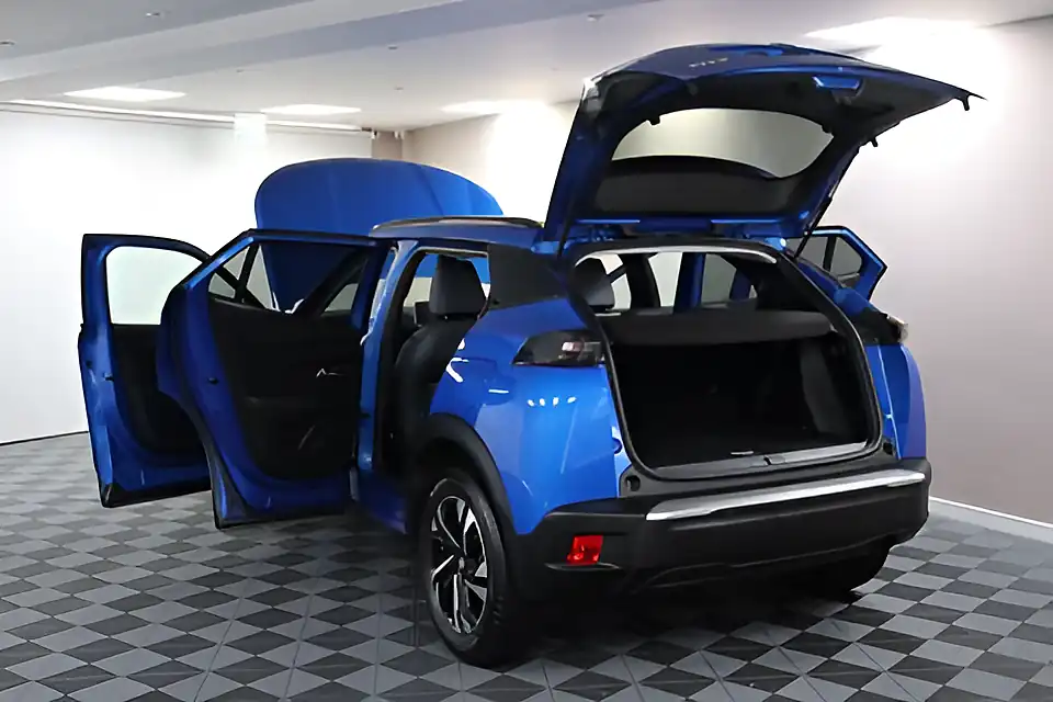 Used 2005 Peugeot 2008 Allure Premium Vertigo Blue - Interior and Exterior details 12