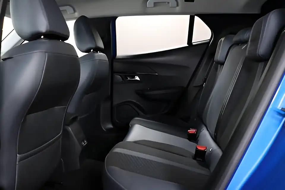 Used 2005 Peugeot 2008 Allure Premium Vertigo Blue - Interior and Exterior details 19