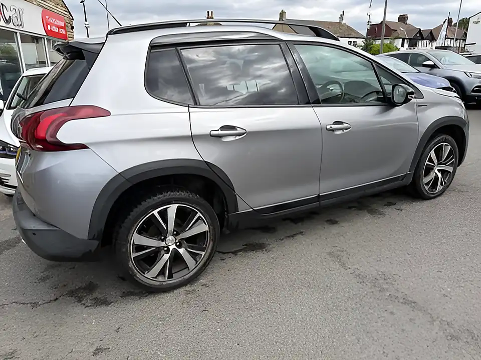 Used 2005 Peugeot 2008 GT Line Cumulus Grey - Interior and Exterior details 18