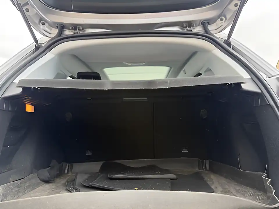 Used 2005 Peugeot 2008 GT Line Cumulus Grey - Interior and Exterior details 20