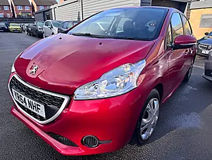 Used 2005 Peugeot 208 Access Plus Rioja Red - Interior and Exterior details 3