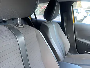 Used 2005 Peugeot 208 Allure Premium Plus Yellow - Interior and Exterior details 8