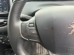 Used 2005 Peugeot 208 Black Edition White - Interior and Exterior details 13