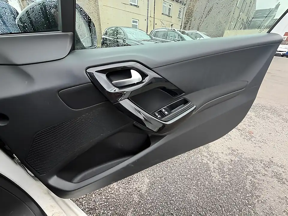 Used 2005 Peugeot 208 Black Edition White - Interior and Exterior details 15