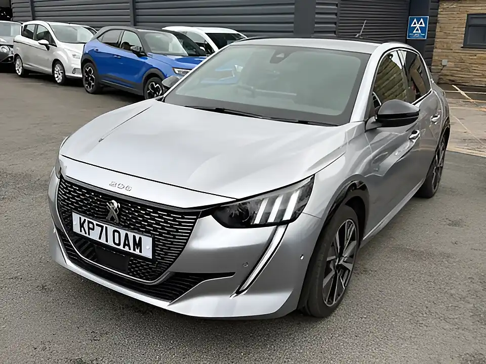 Used 2005 Peugeot 208 GT S/S Nimbus Grey - Interior and Exterior details 2