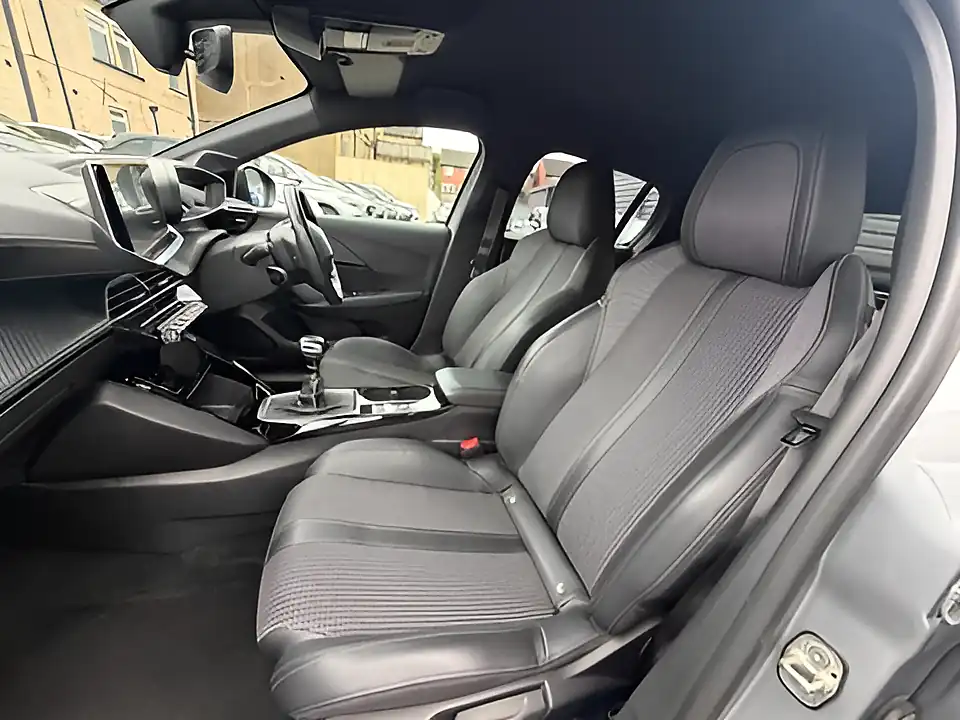 Used 2005 Peugeot 208 GT S/S Nimbus Grey - Interior and Exterior details 7