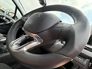 Used 2005 Peugeot 208 Signature Grey - Interior and Exterior details 16