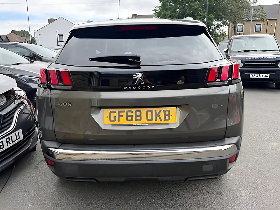 Used 2005 Peugeot 3008 Allure Grey - Interior and Exterior details 5