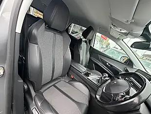 Used 2005 Peugeot 3008 Allure Grey - Interior and Exterior details 10
