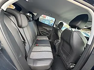 Used 2005 Peugeot 3008 Allure Grey - Interior and Exterior details 10