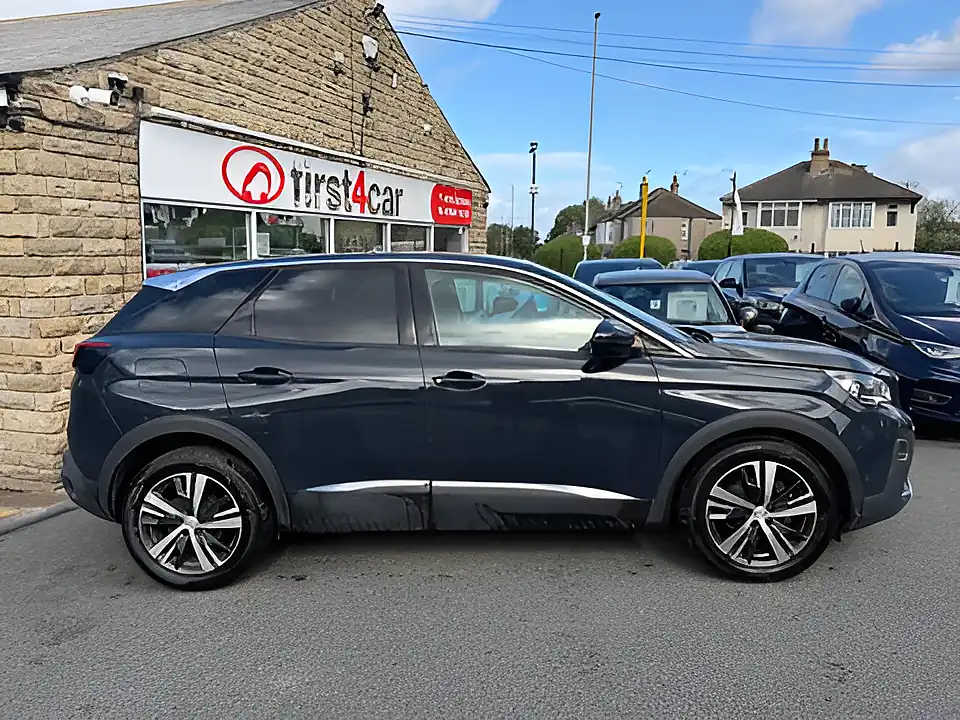 Used 2005 Peugeot 3008 Allure Grey - Interior and Exterior details 7