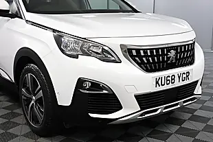 Used 2005 Peugeot 3008 Allure White - Interior and Exterior details 12