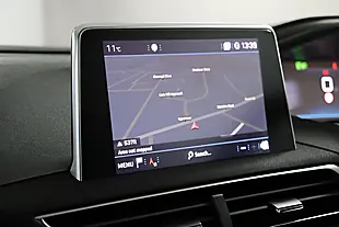 Used 2005 Peugeot 3008 Allure White - Interior and Exterior details 16
