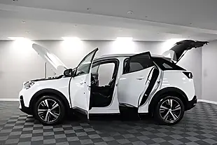 Used 2005 Peugeot 3008 Allure White - Interior and Exterior details 4