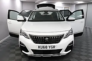 Used 2005 Peugeot 3008 Allure White - Interior and Exterior details 5