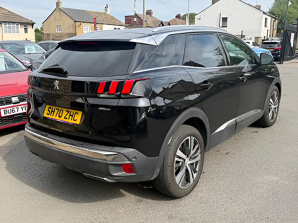 Used 2005 Peugeot 3008 GT Line Black - Interior and Exterior details 7