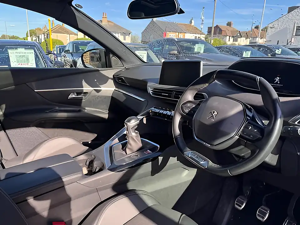 Used 2005 Peugeot 3008 GT Line Premium Magnetic Blue - Interior and Exterior details 9