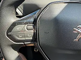 Used 2005 Peugeot 3008 GT Line Premium White - Interior and Exterior details 11