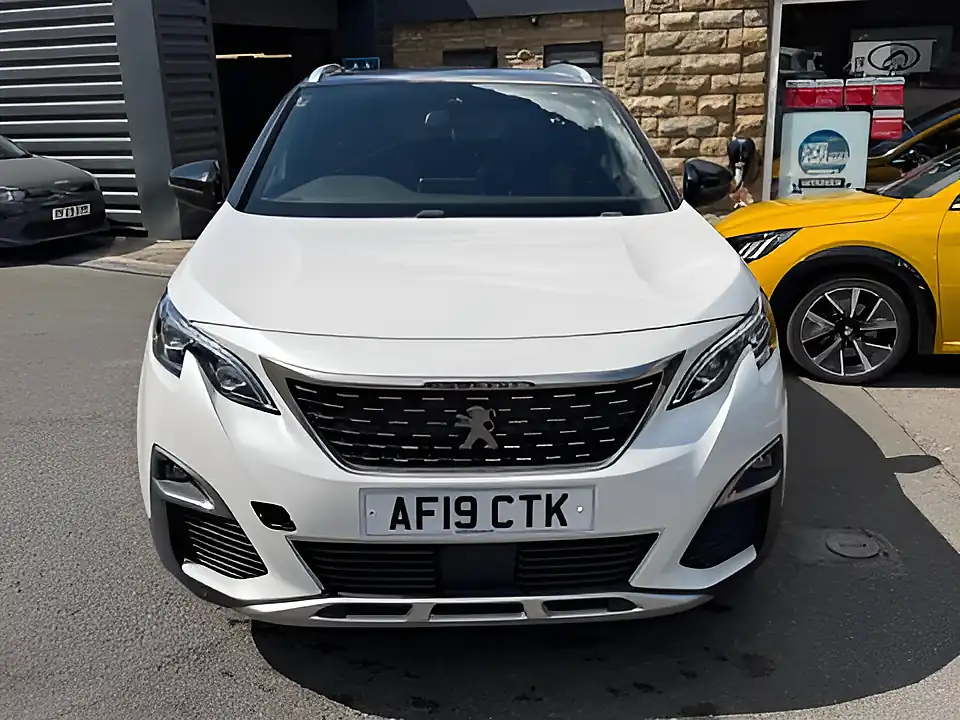 Used 2005 Peugeot 3008 GT Line Premium White - Interior and Exterior details 2