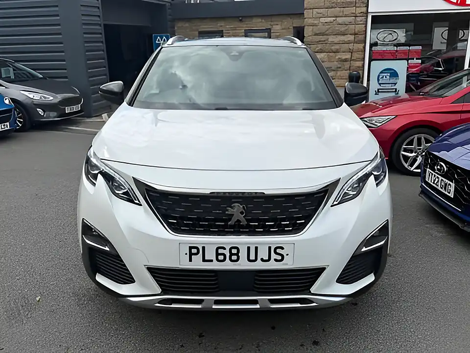 Used 2005 Peugeot 3008 GT Line Premium White - Interior and Exterior details 2