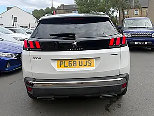 Used 2005 Peugeot 3008 GT Line Premium White - Interior and Exterior details 5