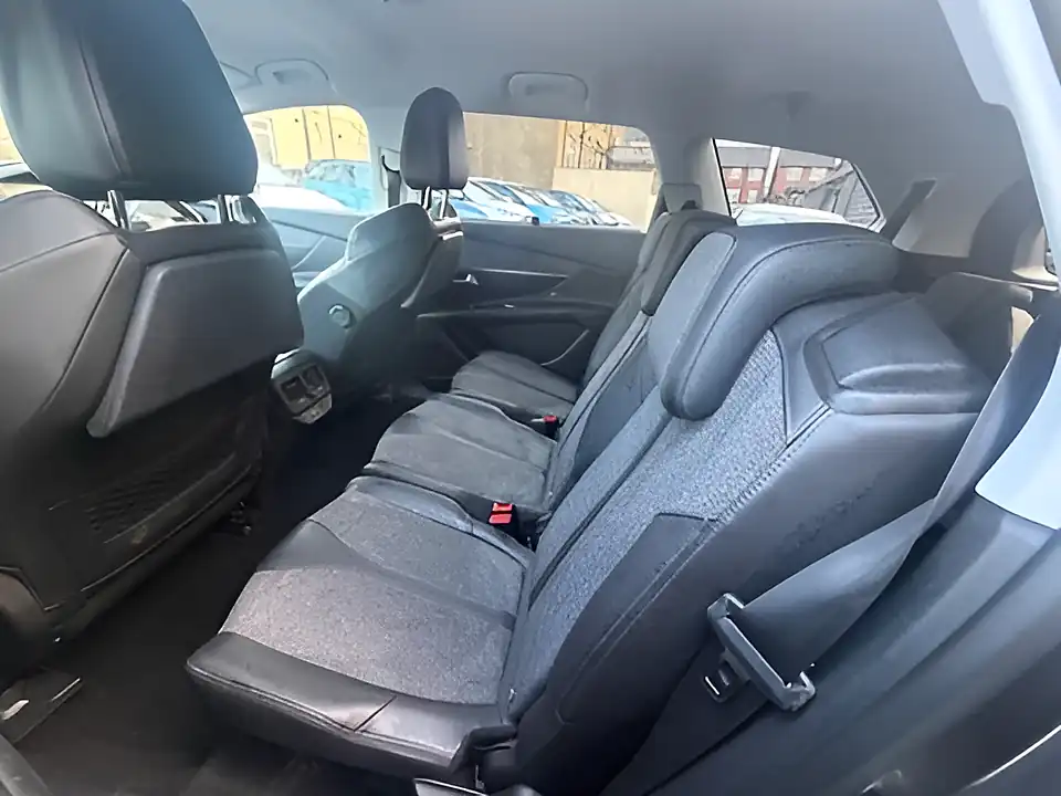 Used 2005 Peugeot 5008 Allure Amazonite Grey - Interior and Exterior details 8