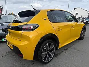 Used 2005 Peugeot e-208 GT Premium Faro Yellow - Interior and Exterior details 6