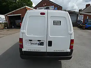 Used 2005 Peugeot Expert Surveillance Van White - Interior and Exterior details 13