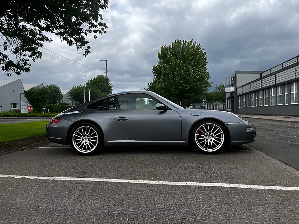 Used 2005 Porsche 911 Carrera 2 S Silver - Interior and Exterior details 6