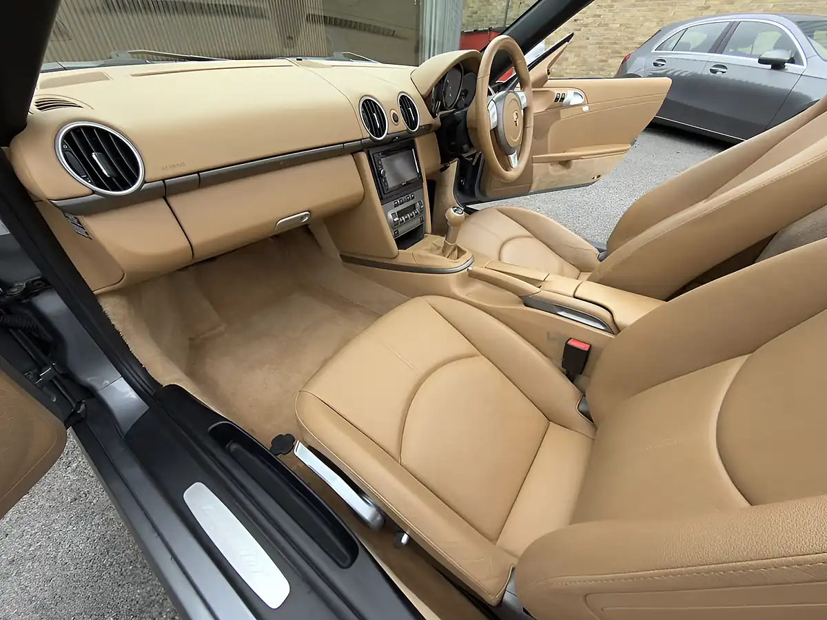 Used 2005 Porsche Boxster 987 Convertible Grey - Interior and Exterior details 13