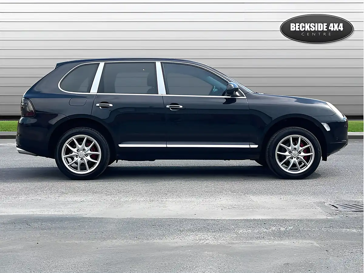 Used 2005 Porsche Cayenne Tiptronic S Black - Interior and Exterior details 2