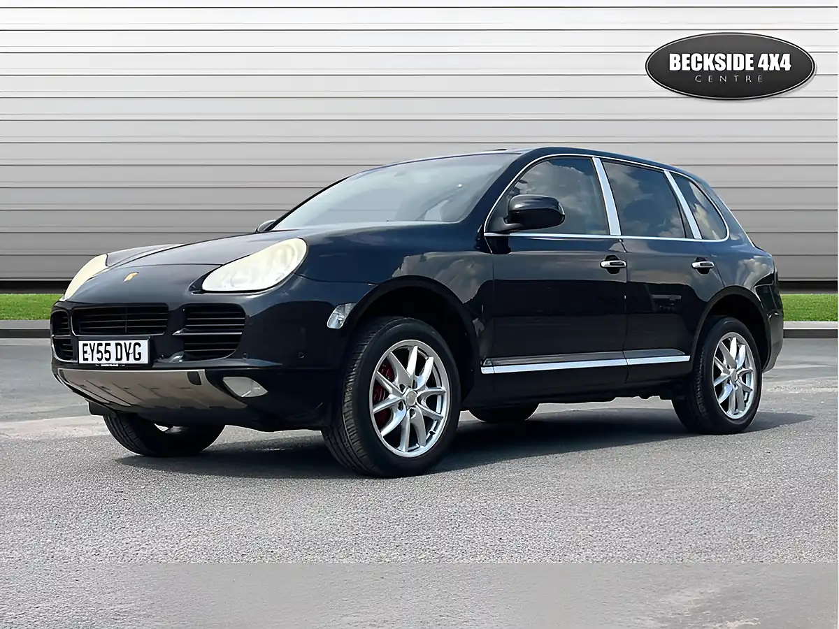Used 2005 Porsche Cayenne Tiptronic S Black - Interior and Exterior details 5