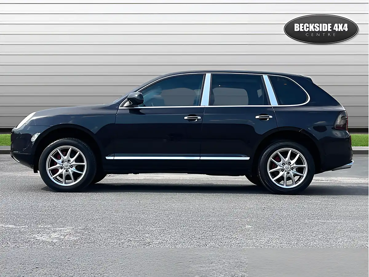Used 2005 Porsche Cayenne Tiptronic S Black - Interior and Exterior details 6