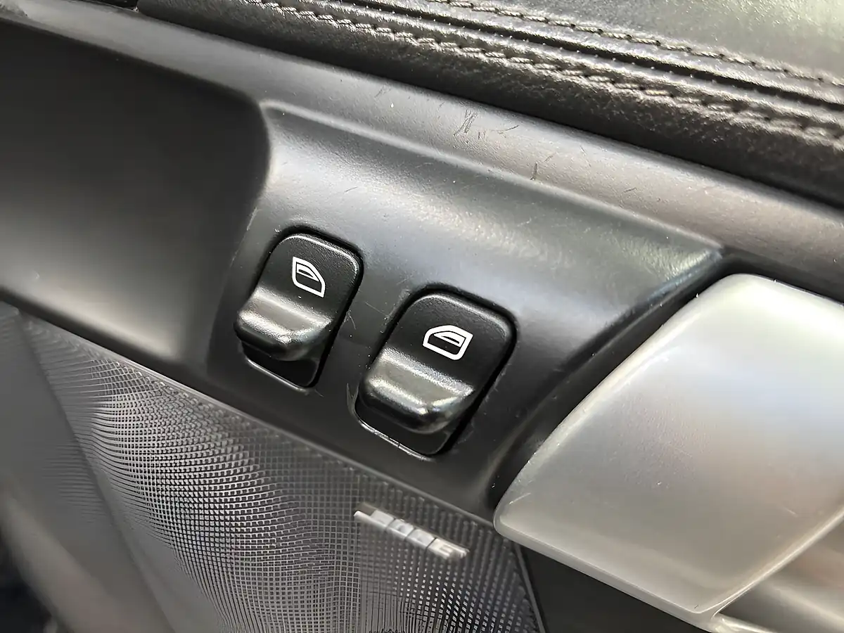 Used 2005 Porsche Cayman S Black - Interior and Exterior details 14