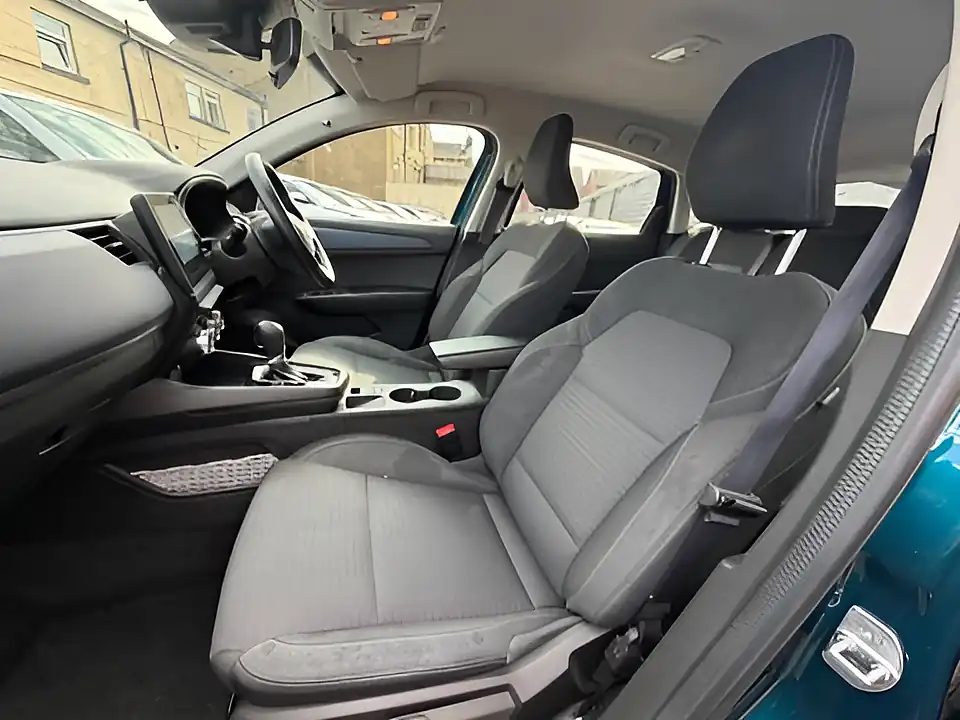 Used 2005 Renault Arkana Iconic Zanzibar Blue - Interior and Exterior details 17
