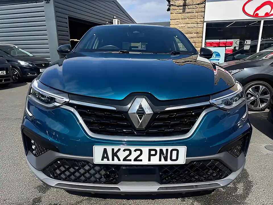 Used 2005 Renault Arkana RS Line Blue - Interior and Exterior details 2