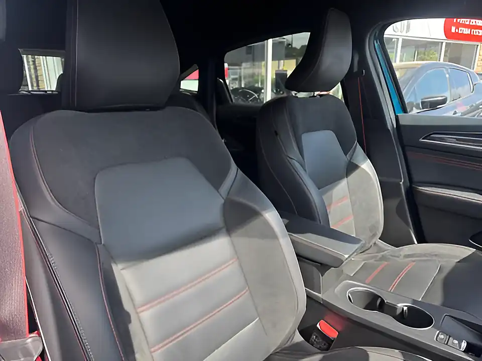Used 2005 Renault Arkana RS Line Blue - Interior and Exterior details 7