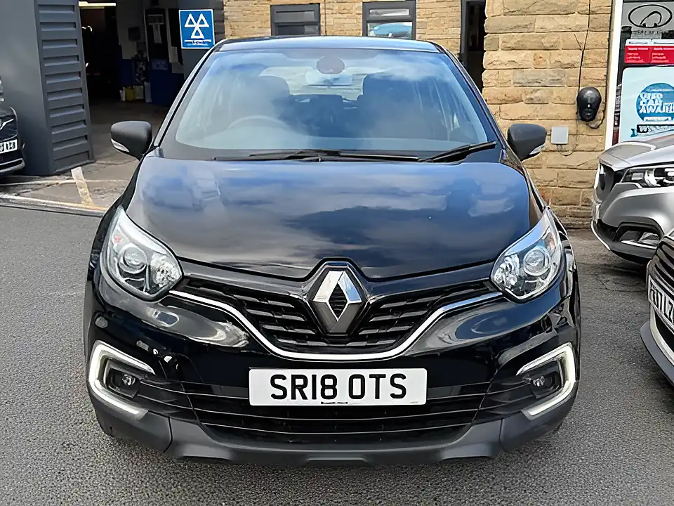 Used 2005 Renault Captur Dynamique Nav Black - Interior and Exterior details 2