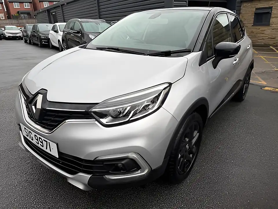Used 2005 Renault Captur Dynamique S Nav Silver - Interior and Exterior details 10
