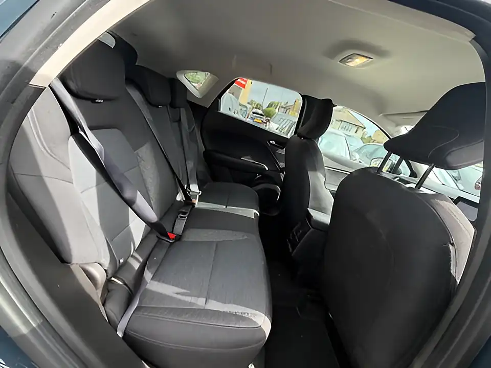 Used 2005 Renault Captur Iconic Edition Blue - Interior and Exterior details 11