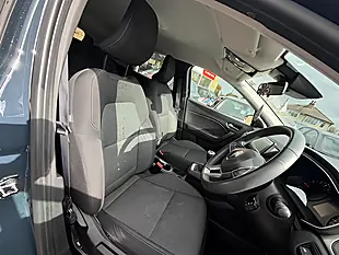Used 2005 Renault Captur Iconic Edition Blue - Interior and Exterior details 12