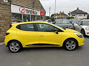 Used 2005 Renault Clio Dynamique Medianav Yellow - Interior and Exterior details 7